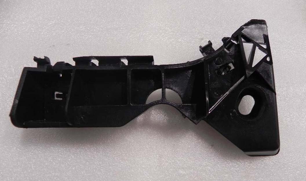 картинка КРОНШТЕЙН ПЕРЕДНЕГО БАМПЕРА ПРАВЫЙ F-3, F3R  10232112-00