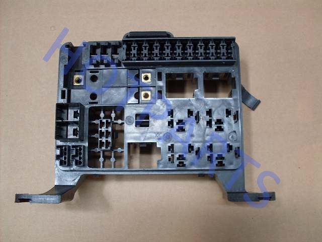 BODY-FUSE BLOCK NO.2