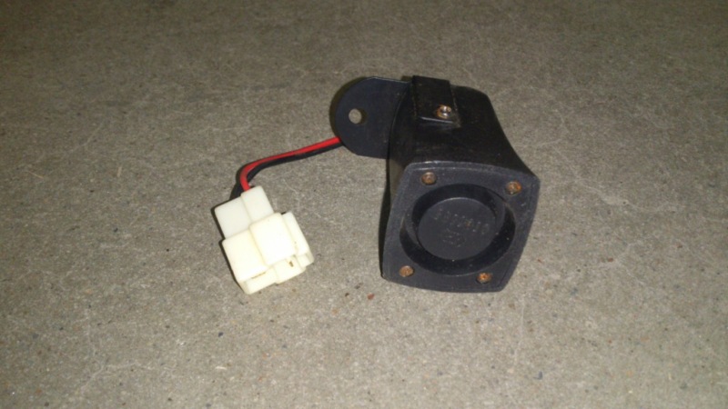СИГНАЛ ЗВУКОВОЙ ЗАДНЕГО ХОДА BYD FLYER  - 3819010