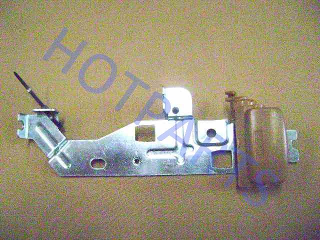 картинка КРОНШТЕЙН ВНУТРЕНИЙ РУЧКИ ДВЕРИ ПЕРЕДНЕЙ ПРАВОЙ HOVER 6105201-K00  6105201-K00