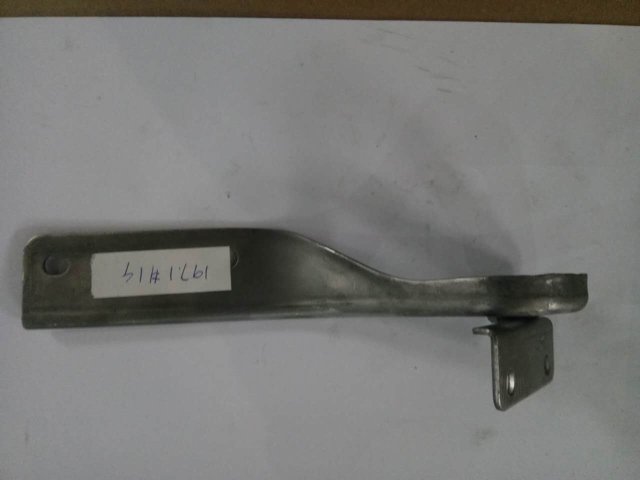 ПЕТЛЯ КАПОТА ПРАВАЯ FAW 1020,6371