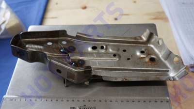 картинка Dashboard beam mount, right -- не разобрано 2 C5306720